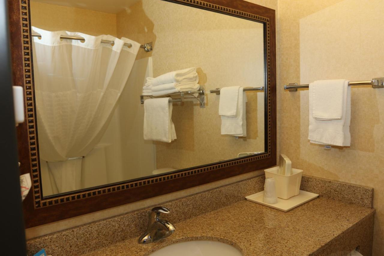 Motel 6 Minot, ND Buitenkant foto