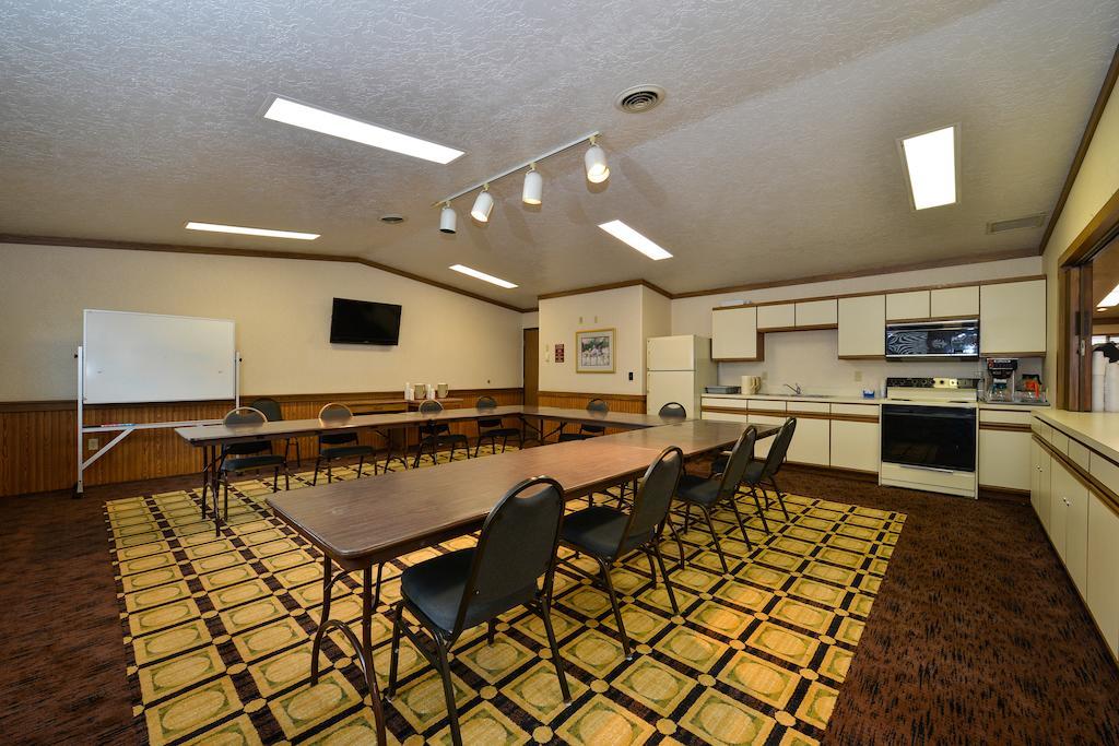 Motel 6 Minot, ND Buitenkant foto